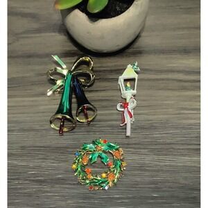Bundle of 3 Christmas Brooches Pins‎